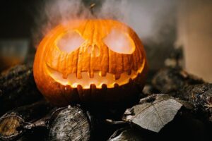 Jack 'o lantern on wood